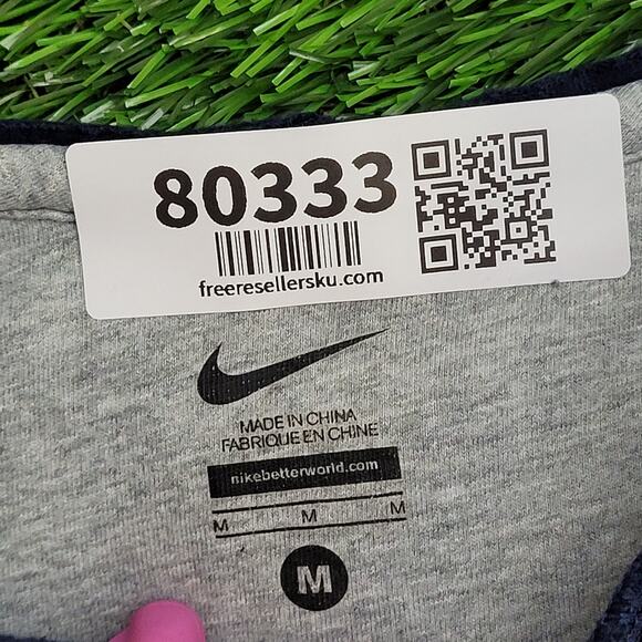 NIKE Michigan Wolverines Sweatshirt Medium 21x24 Blue - Picture 14 of 14